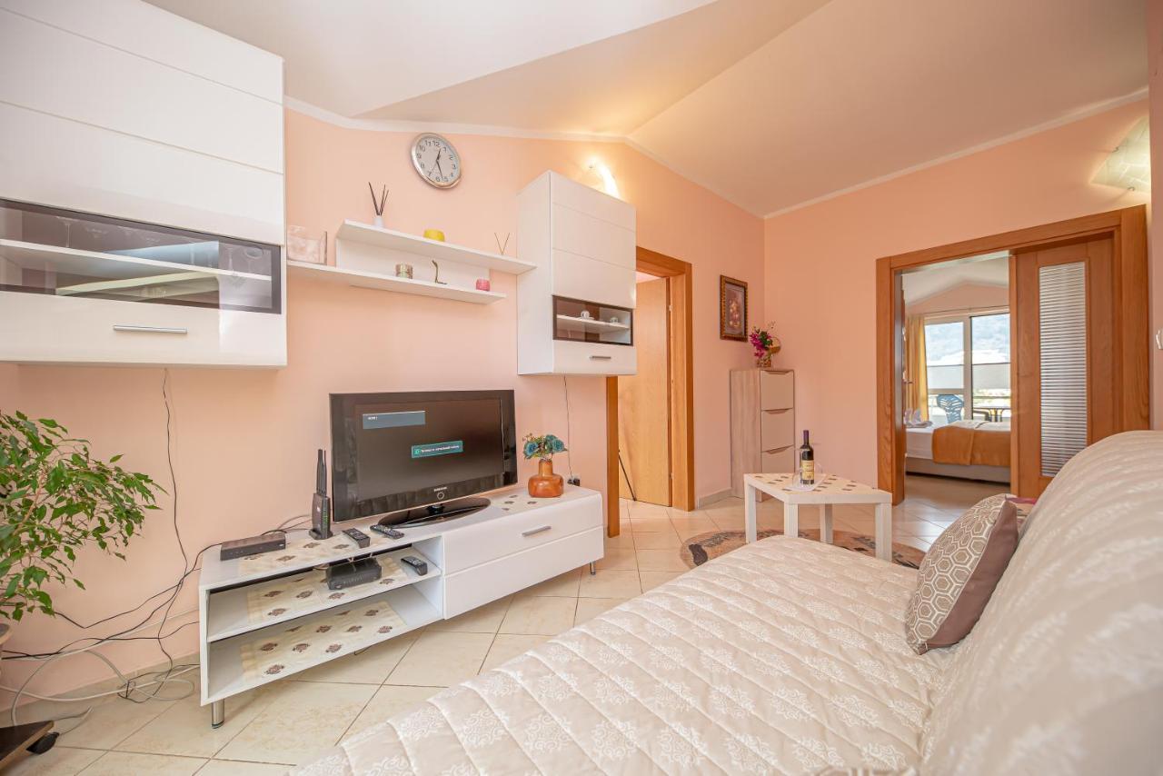 Apartamento Fairytale 1 And 2 Budva Exterior foto