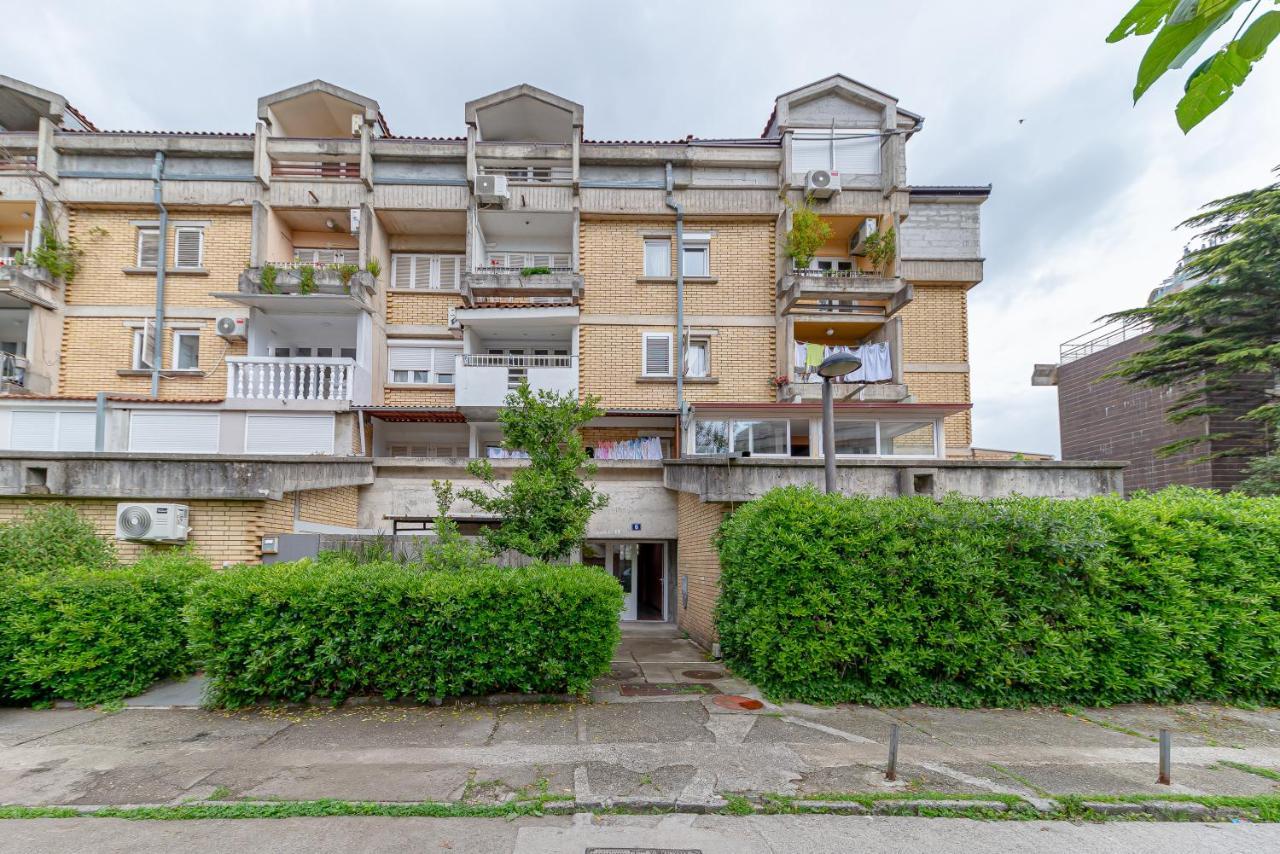 Apartamento Fairytale 1 And 2 Budva Exterior foto