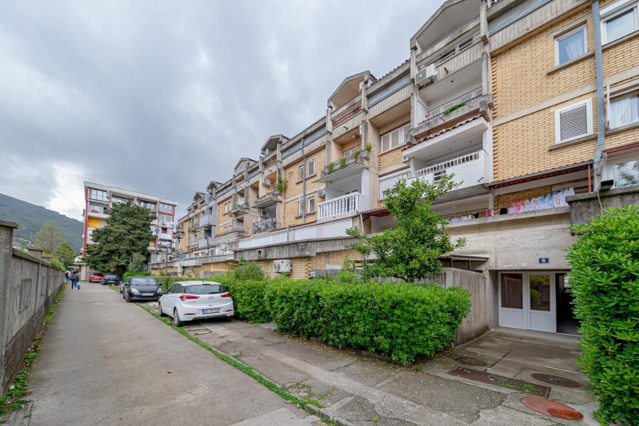 Apartamento Fairytale 1 And 2 Budva Exterior foto